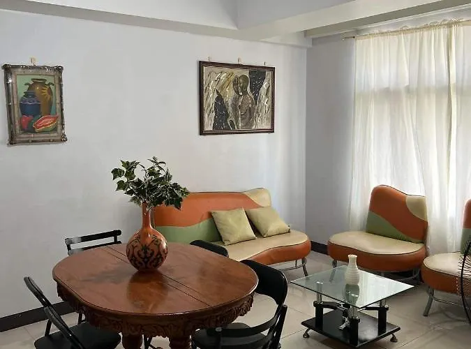 Spacious 3br Manhattan Parkview Tower 2